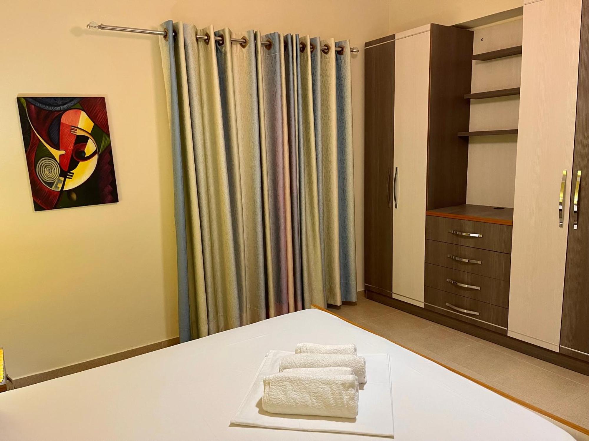 Melina Apartments Sarande Exterior photo