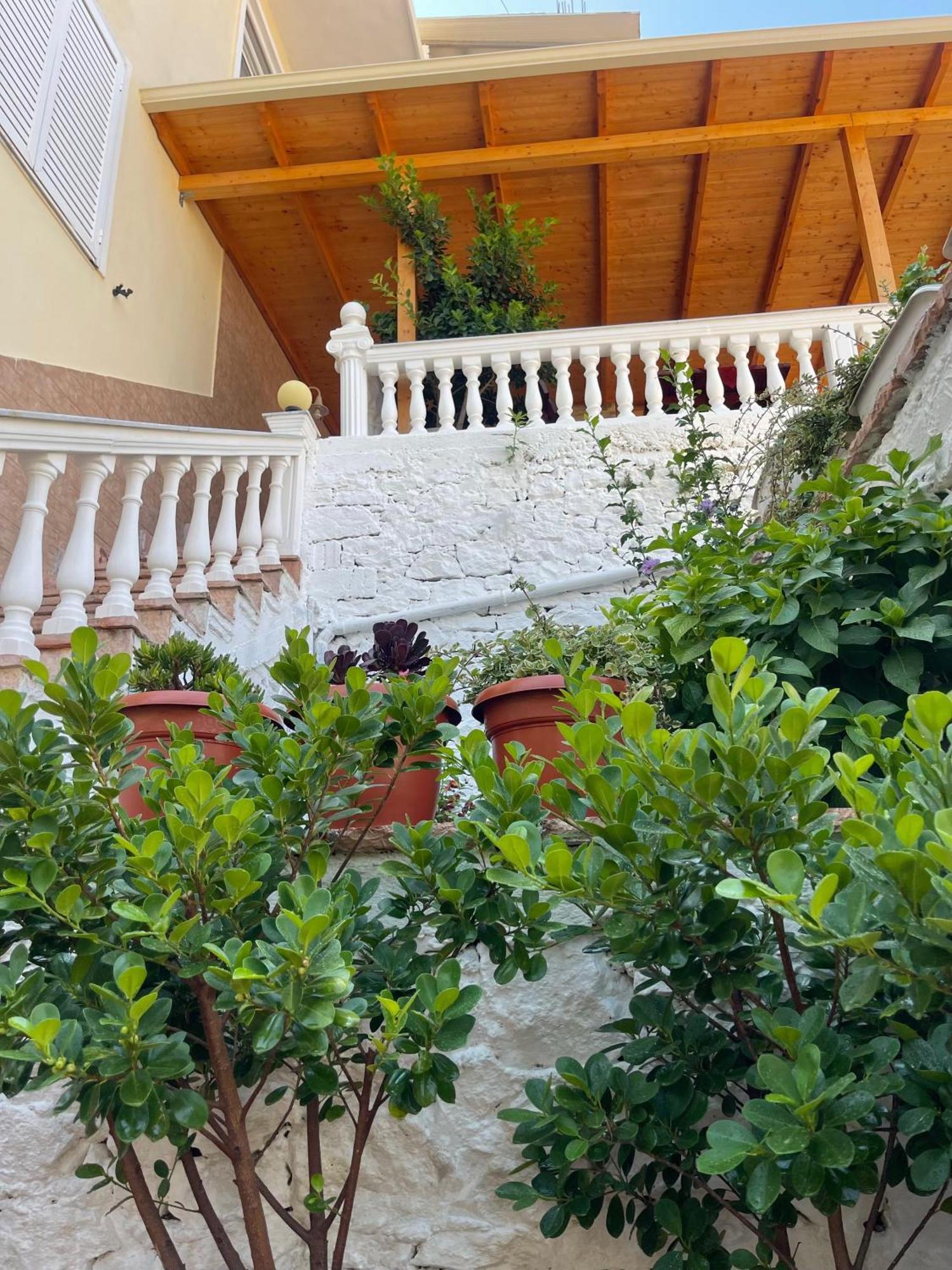 Melina Apartments Sarande Exterior photo